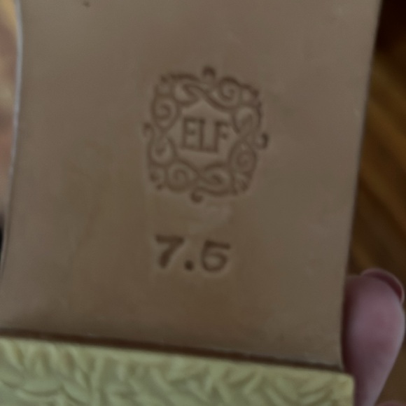 ELF Midsummer Gold Leather Sandals with Hand Cut Detailing - Picture 13 of 13